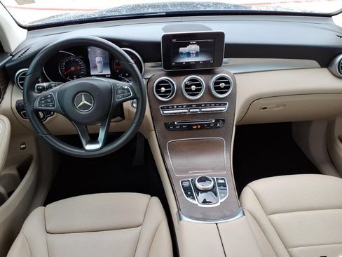 Used 2019 Mercedes-Benz GLC 300 image 12