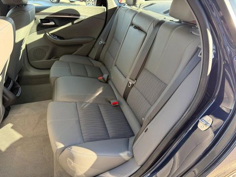 Used 2018 Chevrolet Impala LS image 11