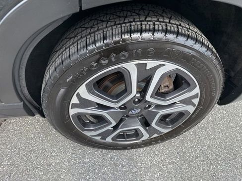 Used 2024 Subaru Ascent Limited AWD/4WD image 23