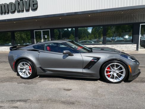 Used 2015 Chevrolet Corvette Z06 w/ Z07 Performance Package image 65