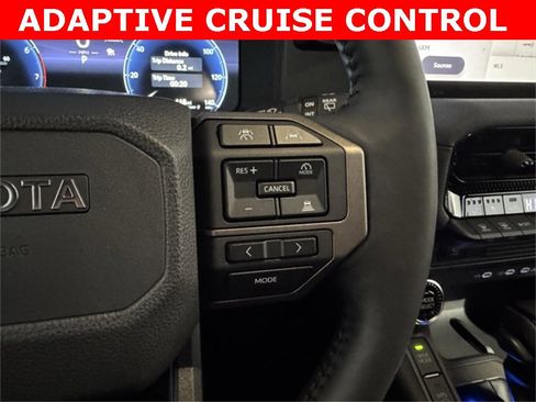 Certified 2025 Toyota Land Cruiser Base image 28