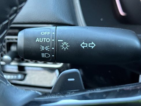 Used 2025 Honda Civic Sport image 29