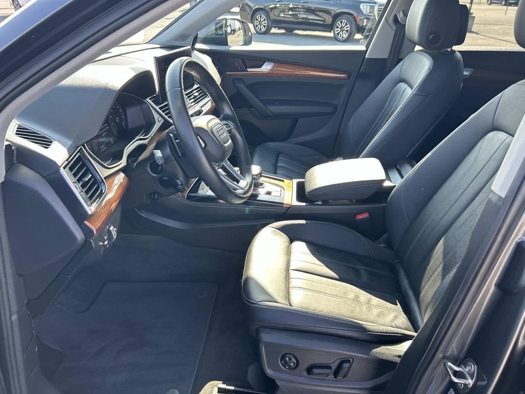 Used 2022 Audi Q5 2.0T Premium Plus w/ Premium Plus Package AWD/4WD image 27