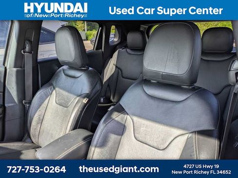 Used 2021 Jeep Compass Latitude AWD/4WD image 3
