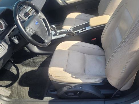 Used 2013 Volvo C70 T5 image 23