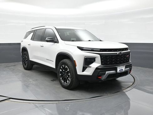 Used 2025 Chevrolet Traverse Z71 w/ Driver Confidence Package AWD/4WD image 10