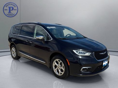 Used 2021 Chrysler Pacifica Limited w/ Premium & Safety Sphere Group AWD/4WD image 1