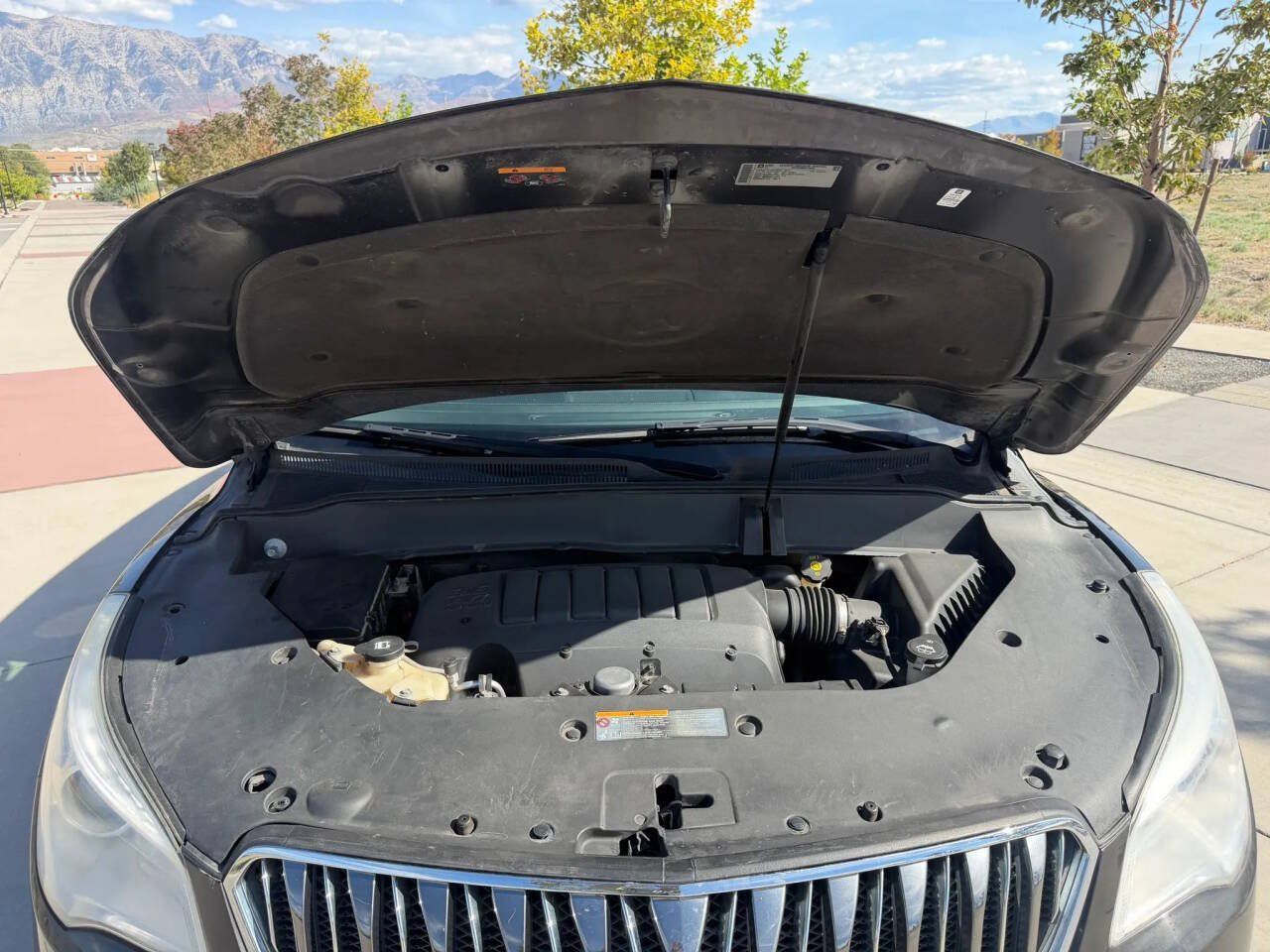 Used 2013 Buick Enclave Leather AWD/4WD image 12