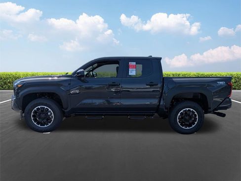New 2026 Toyota Tacoma TRD Off-Road AWD/4WD image 7