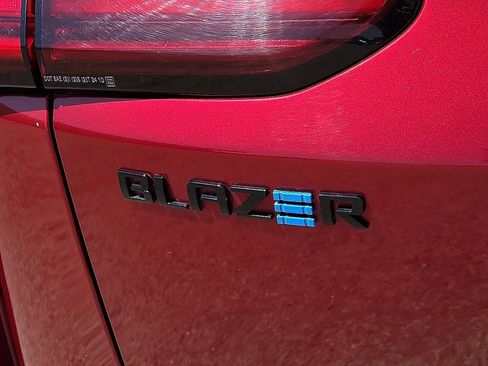 Used 2024 Chevrolet Blazer EV RS AWD/4WD image 14