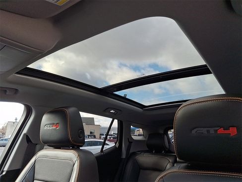 Used 2022 GMC Terrain AT4 w/ Infotainment Package II image 15