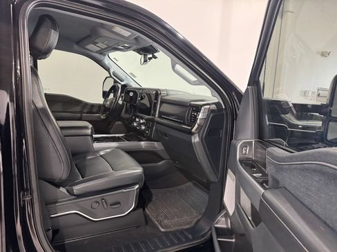 Used 2024 Ford F250 Lariat w/ Snow Plow Prep Package AWD/4WD image 24