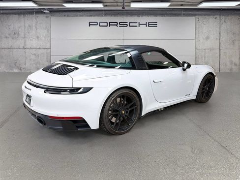 Certified 2024 Porsche 911 Targa 4 GTS AWD/4WD image 9