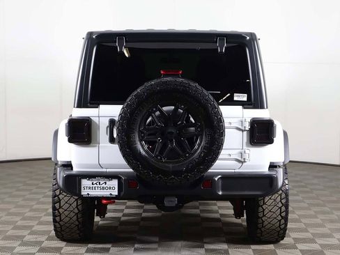 Used 2022 Jeep Wrangler Unlimited Rubicon w/ Cold Weather Group image 10