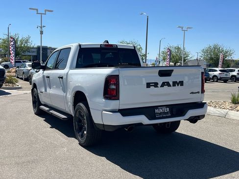 New 2026 RAM 1500 Express AWD/4WD image 4