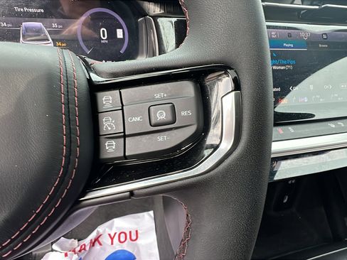 Used 2024 Jeep Wagoneer Launch Edition image 29