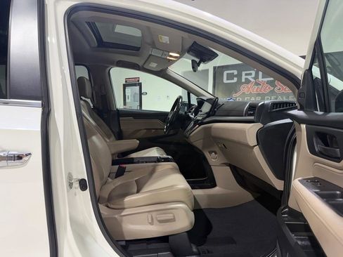 Used 2018 Honda Odyssey EX-L image 17