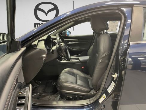 Used 2023 MAZDA MAZDA3 s image 9