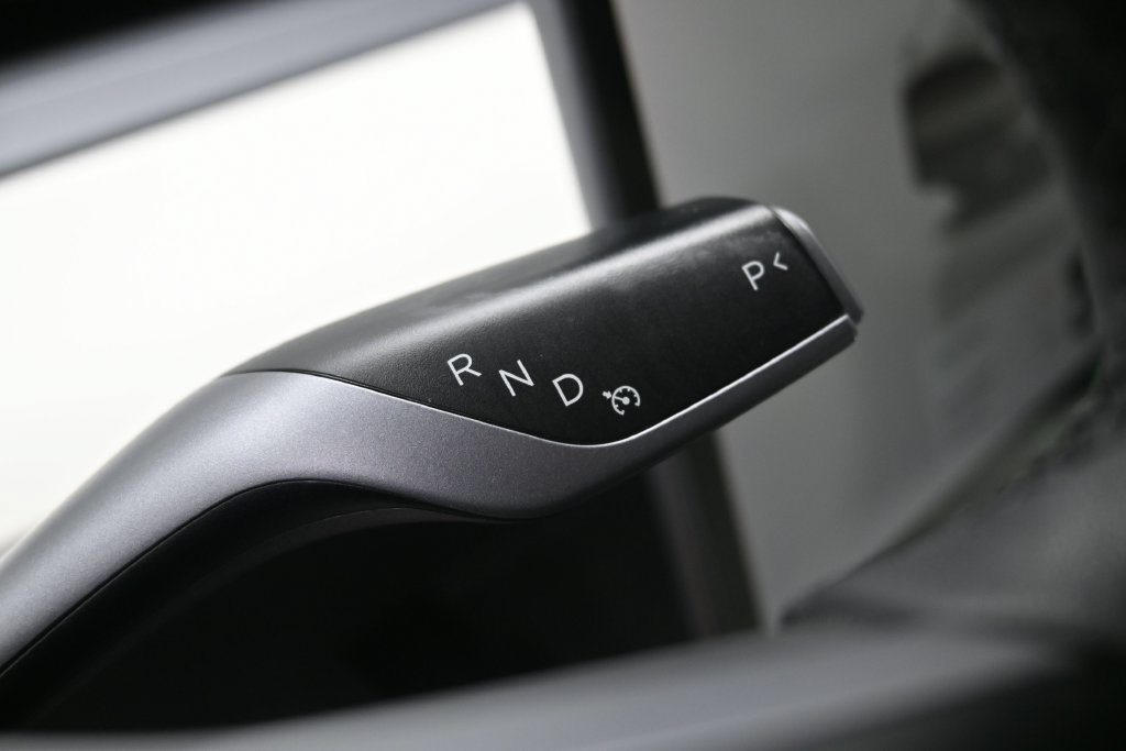 Used 2022 Tesla Model Y Performance AWD/4WD image 12