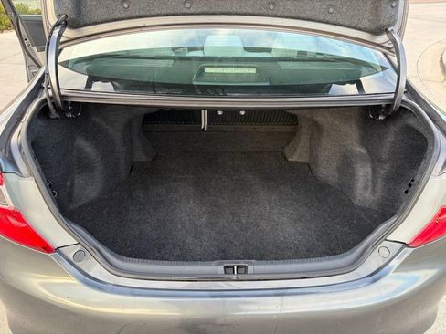 Used 2014 Toyota Camry FWD image 19