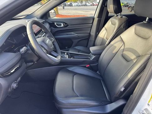 New 2026 Jeep Compass Limited AWD/4WD image 23