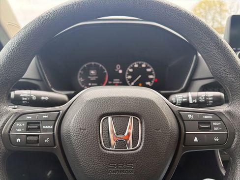Used 2023 Honda CR-V EX image 27