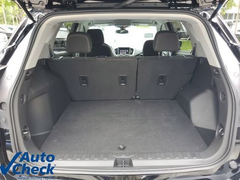 Certified 2023 GMC Terrain SLE w/ Elevation Edition FWD image 9