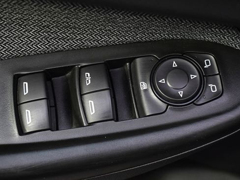 Used 2021 Chevrolet TrailBlazer LT w/ Convenience Package FWD image 23
