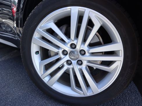 Used 2019 Audi Q5 2.0T Premium Plus w/ Premium Plus Package AWD/4WD image 14
