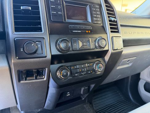 Used 2019 Ford F250 XL w/ XL Value Package image 35