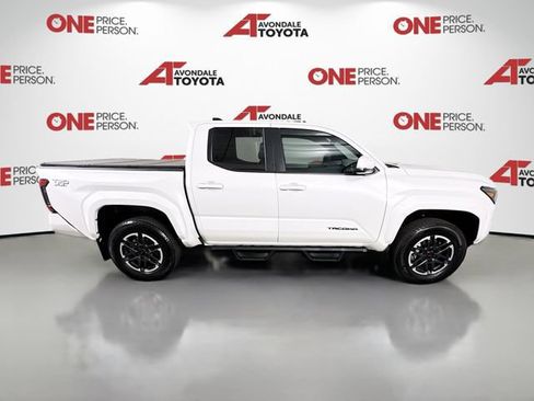 Certified 2024 Toyota Tacoma TRD Sport w/ TRD Sport Upgrade Package AWD/4WD image 9