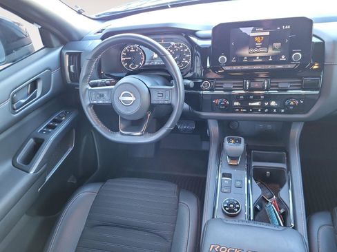 Used 2024 Nissan Pathfinder Rock Creek image 11