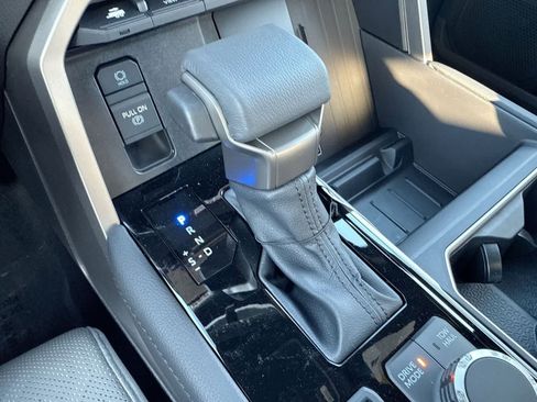 New 2025 Toyota Tundra Limited image 22