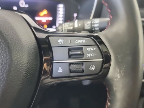 Certified 2025 Honda Pilot Black Edition image 27