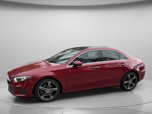 Used 2020 Mercedes-Benz A 220 image 2
