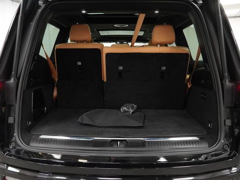 Certified 2025 Jeep Grand Wagoneer Series III w/ Rear Seat Video Group 1 AWD/4WD image 47