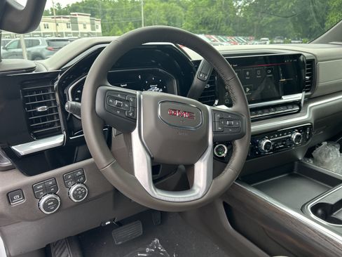 New 2026 GMC Sierra 2500 SLT w/ SLT Premium Package AWD/4WD image 26
