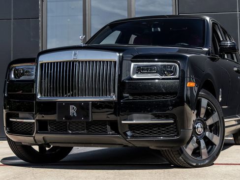 Used 2023 Rolls-Royce Cullinan image 6