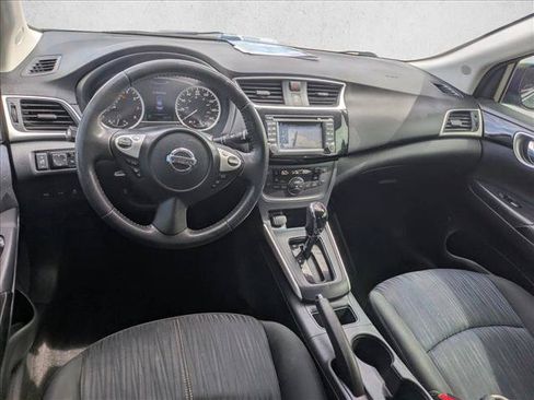 Used 2018 Nissan Sentra SV w/ Premium Package (P01) FWD image 16