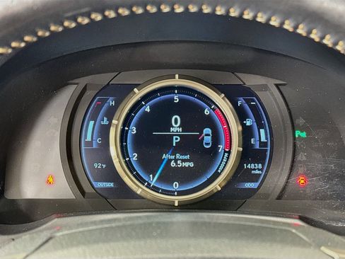 Used 2017 Lexus RC 200t F Sport RWD image 12
