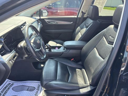 Used 2019 Cadillac XT5 Luxury AWD/4WD image 9