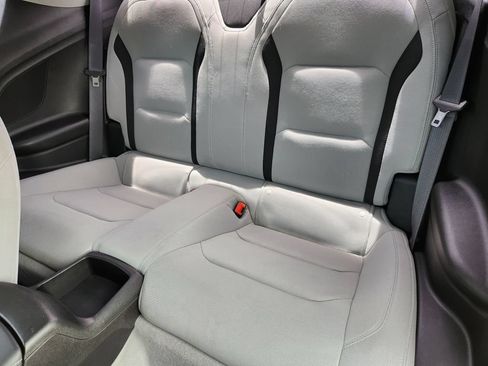 Used 2022 Chevrolet Camaro LT RWD image 28