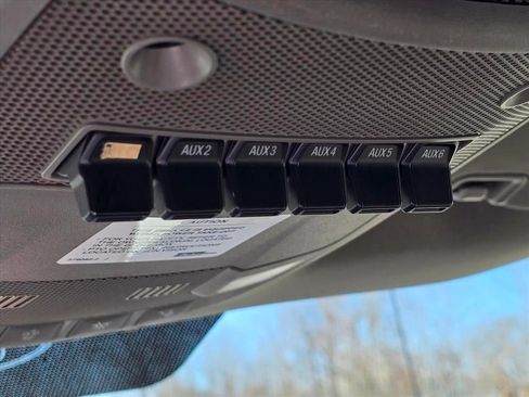 Used 2021 Ford F550 4x4 Regular Cab Super Duty image 19