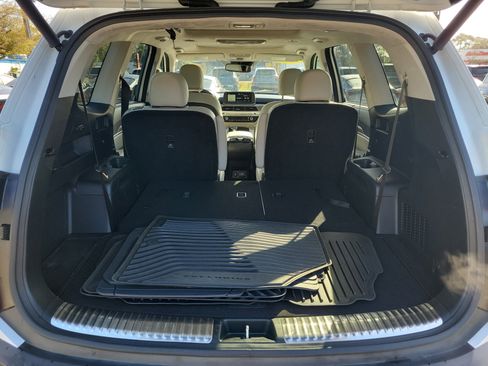 Used 2020 Kia Telluride SX w/ SX Prestige Package image 14