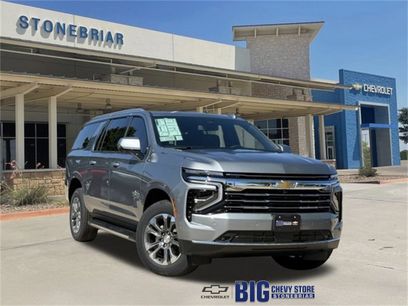 New 2026 Chevrolet Suburban LT w/ Comfort Package