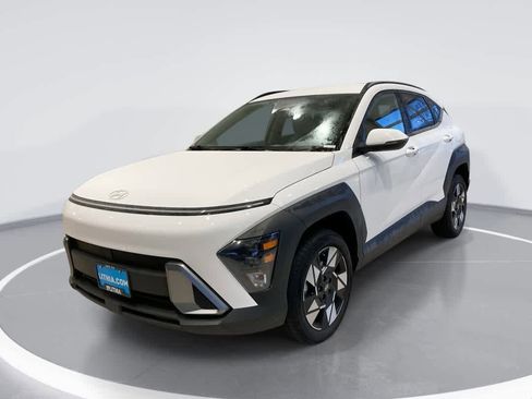 Used 2025 Hyundai Kona SEL image 1