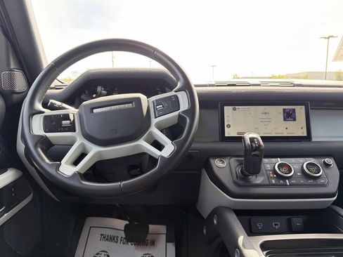 Used 2023 Land Rover Defender 90 S AWD/4WD image 7