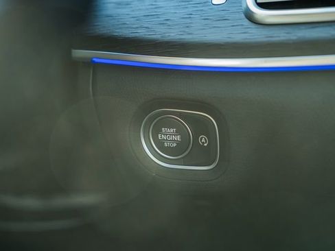 New 2026 Mercedes-Benz GLS 450 4MATIC image 29