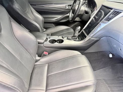 Used 2019 INFINITI Q60 3.0t Luxe AWD/4WD image 12
