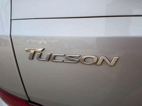 Used 2016 Hyundai Tucson Sport image 12